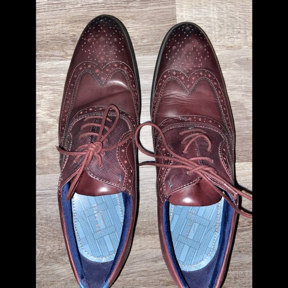 Ted Baker leather wingtip shoes size 9